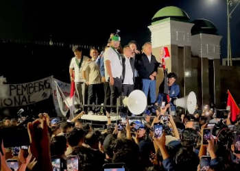 DPR Janjikan Tindak Lanjut Tuntutan Mahasiswa, dari MBG hingga BBM