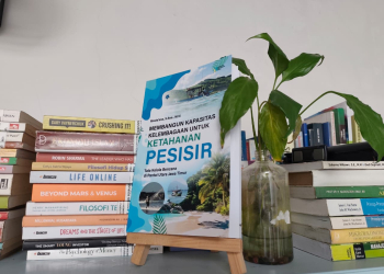 Dosen Universitas Bojonegoro Terbitkan Buku tentang Ketahanan Pesisir Pantura Jawa Timur